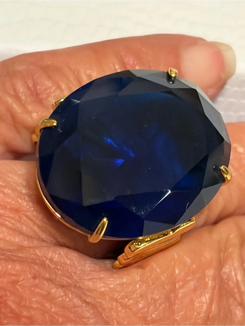 Kate Spade “what a gem” Bold sapphire blue cocktail ring
